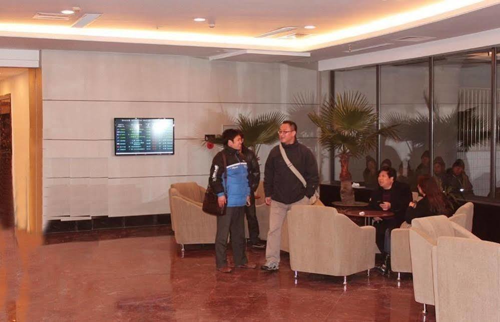 Shenyang Airport Hotel 外观 照片
